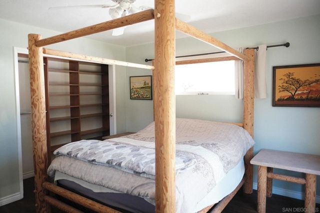 26327 N Broadway, Escondido, CA 92026