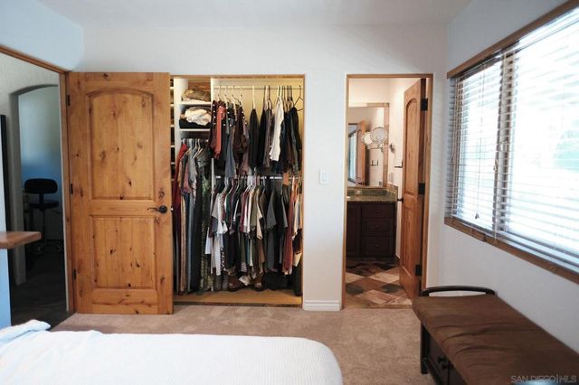 26327 N Broadway, Escondido, CA 92026