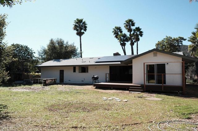 26327 N Broadway, Escondido, CA 92026