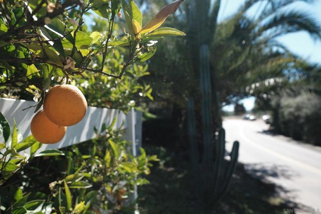 26327 N Broadway, Escondido, CA 92026