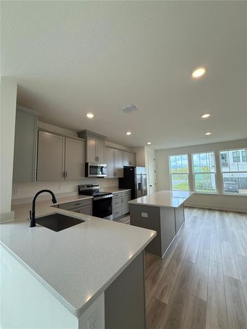15027 GROVESIDE ROAD, Winter Garden, FL 34787