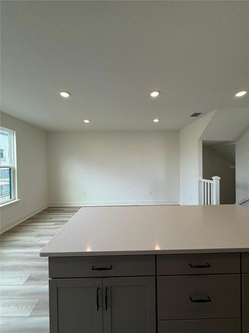 15027 GROVESIDE ROAD, Winter Garden, FL 34787