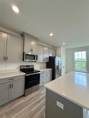 15027 GROVESIDE ROAD, Winter Garden, FL 34787