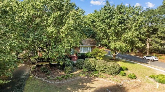 7300 Starvalley Drive, Charlotte, NC 28210