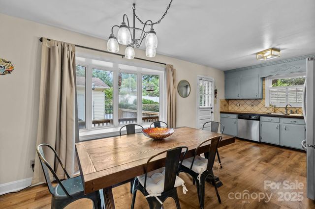 7300 Starvalley Drive, Charlotte, NC 28210