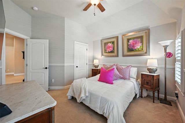 218 Wallington Way, Lewisville, TX 75067