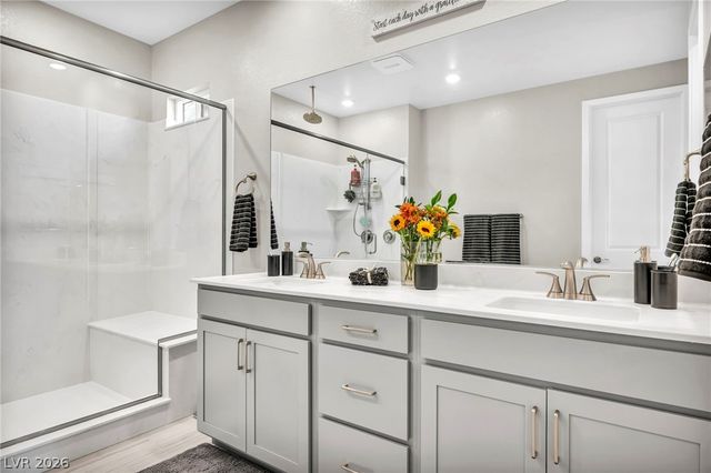 6618 North Palmer Estates Street, North Las Vegas, NV 89086