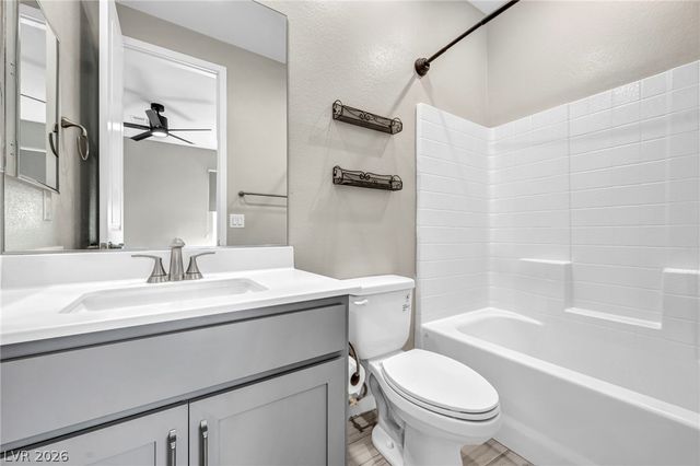 6618 North Palmer Estates Street, North Las Vegas, NV 89086