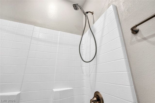 6618 North Palmer Estates Street, North Las Vegas, NV 89086