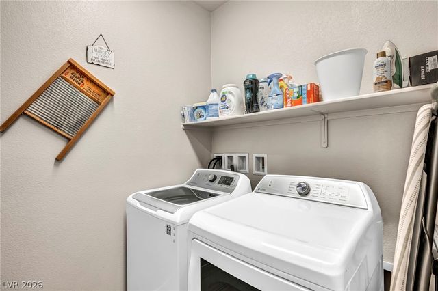 6618 North Palmer Estates Street, North Las Vegas, NV 89086