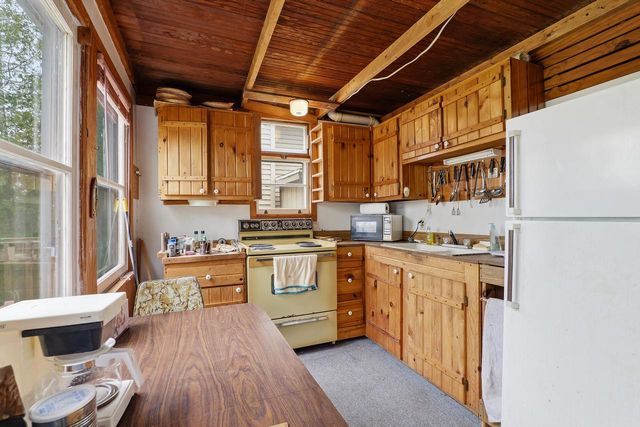 W6302 Lake Ellen DRIVE, Cascade, WI 53011