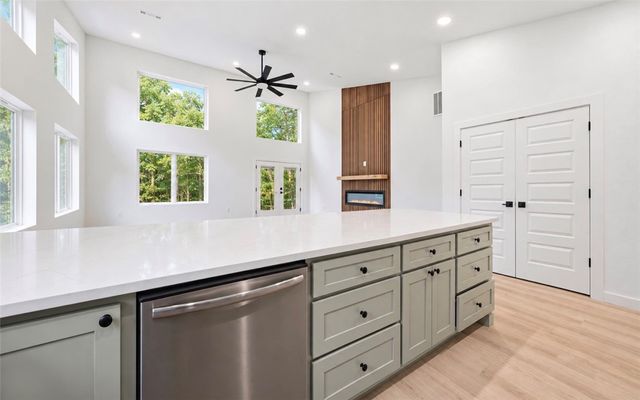 9 Abbotsley Lane, Bella Vista, AR 72714
