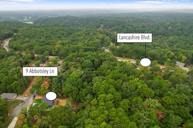 9 Abbotsley Lane, Bella Vista, AR 72714