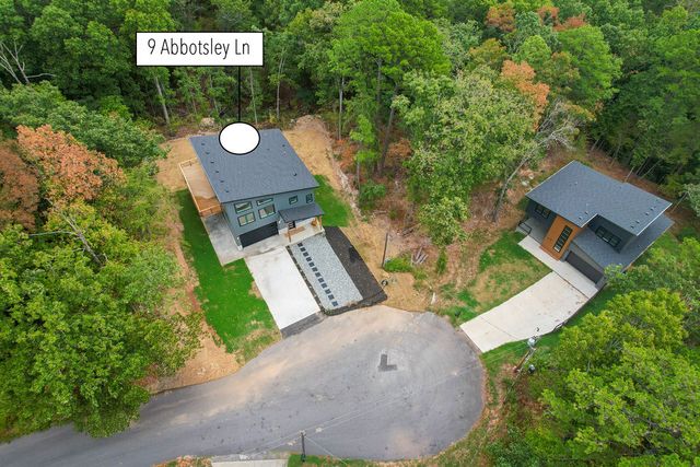 9 Abbotsley Lane, Bella Vista, AR 72714