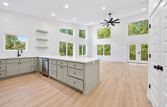 9 Abbotsley Lane, Bella Vista, AR 72714