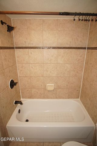 4433 N Stanton Street 212, El Paso, TX 79902