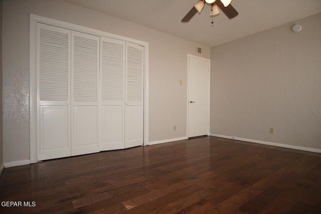 4433 N Stanton Street 212, El Paso, TX 79902