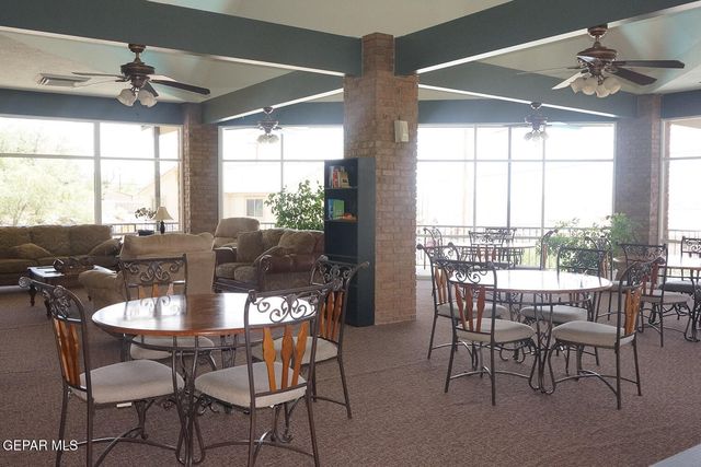 4433 N Stanton Street 212, El Paso, TX 79902