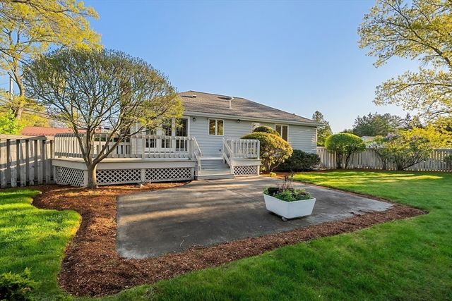14 Eugene Rd, Burlington, MA 01803