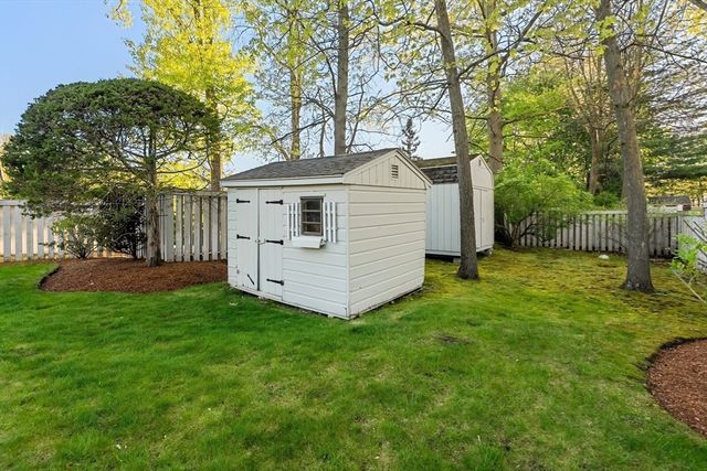 14 Eugene Rd, Burlington, MA 01803
