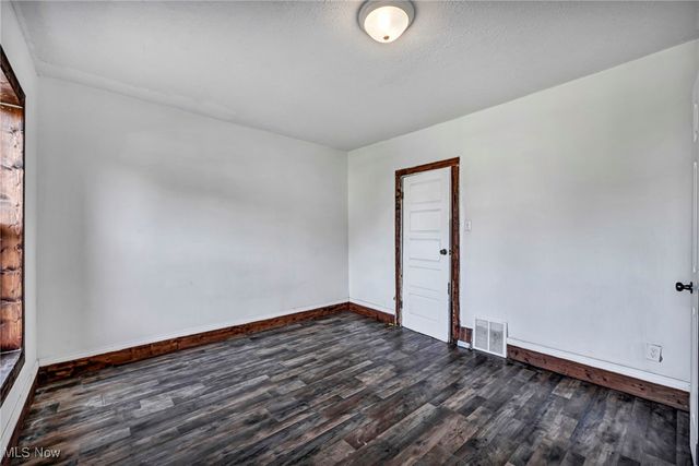 432 S Linden Avenue, Alliance, OH 44601