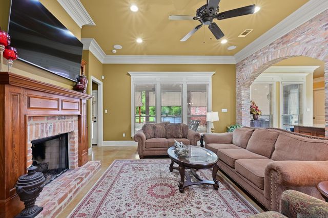 23247 Greenwell Springs Rd, Greenwell Springs, LA 70739