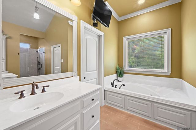 23247 Greenwell Springs Rd, Greenwell Springs, LA 70739