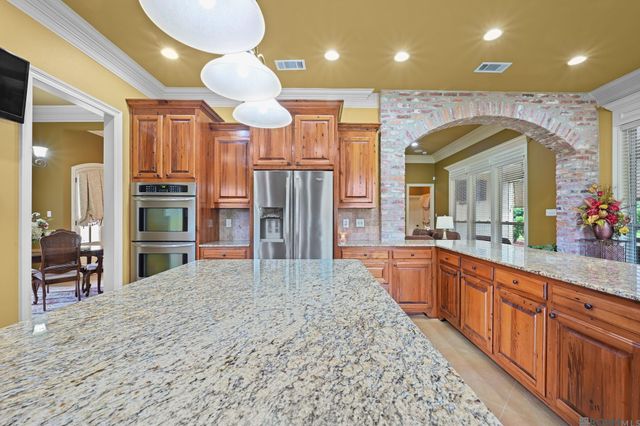 23247 Greenwell Springs Rd, Greenwell Springs, LA 70739