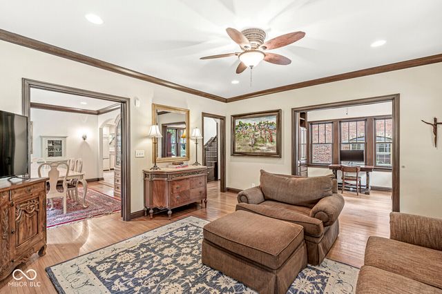 5017 N Pennsylvania Street, Indianapolis, IN 46205