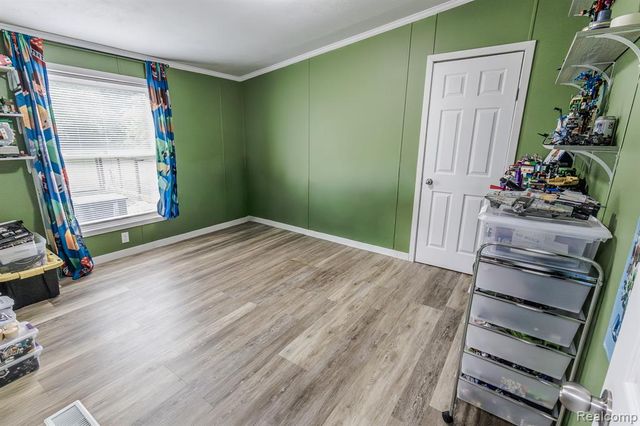 7280 N Bray Road, Mount Morris, MI 48458