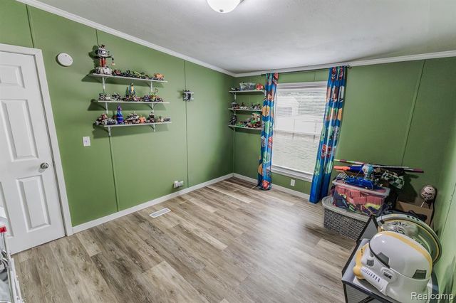 7280 N Bray Road, Mount Morris, MI 48458