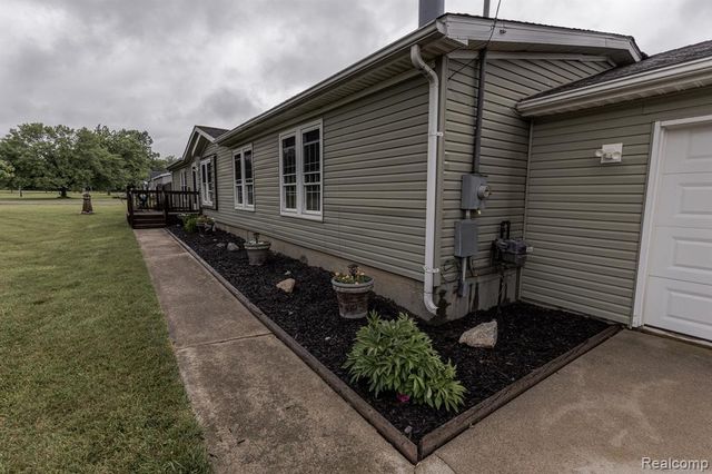 7280 N Bray Road, Mount Morris, MI 48458