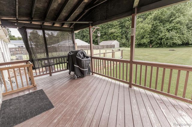 7280 N Bray Road, Mount Morris, MI 48458