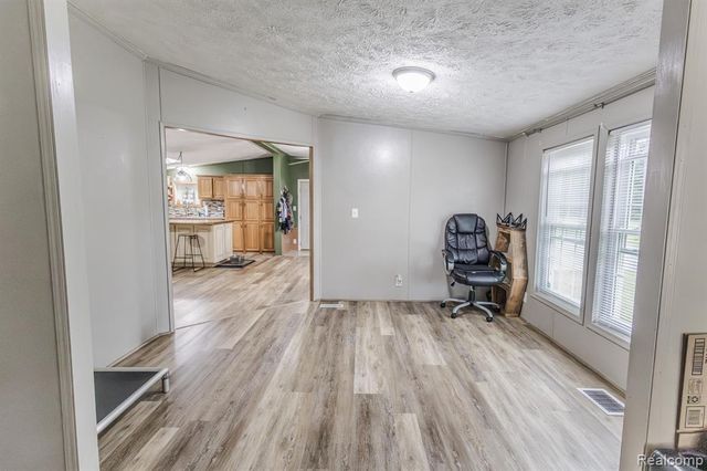 7280 N Bray Road, Mount Morris, MI 48458