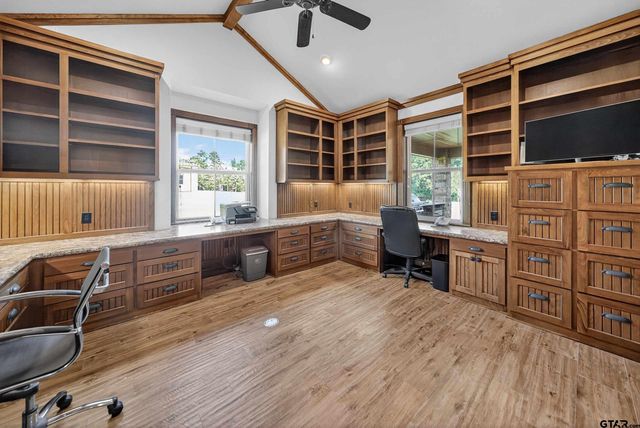 14052 Pine Overlook Dr., Flint, TX 75762