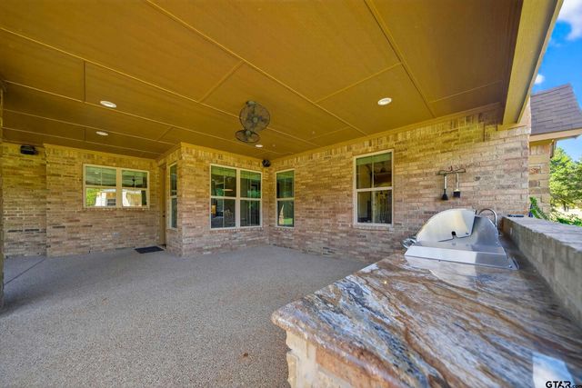 14052 Pine Overlook Dr., Flint, TX 75762