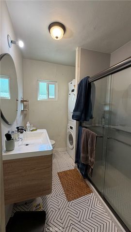 1008 W 17th, Los Angeles, CA 90015