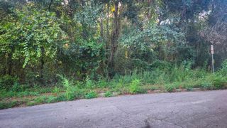 Junwin Court, Tallahassee, FL 32308