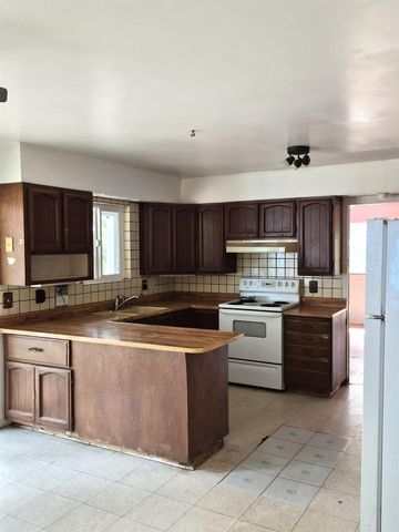 14405 Talking Pines Rd, Grass Valley, CA 95945
