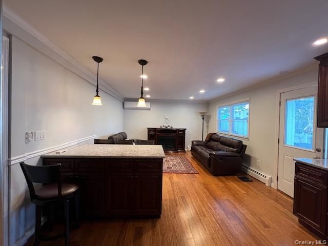 570 S 14th Street, Lindenhurst, NY 11757