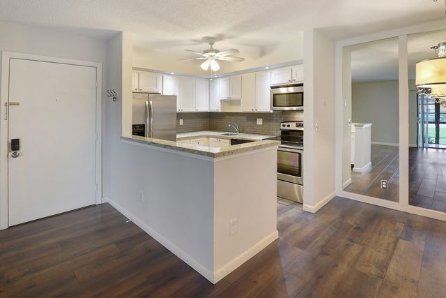 7801 Ashmont Circle 104, Tamarac, FL 33321