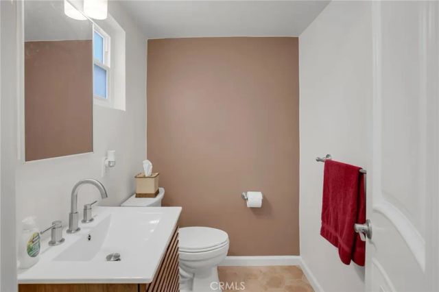 4239 W 59th, Los Angeles, CA 90043