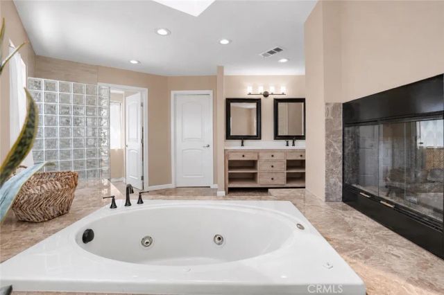 4239 W 59th, Los Angeles, CA 90043