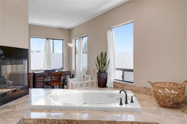 4239 W 59th, Los Angeles, CA 90043