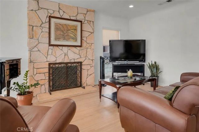 4239 W 59th, Los Angeles, CA 90043