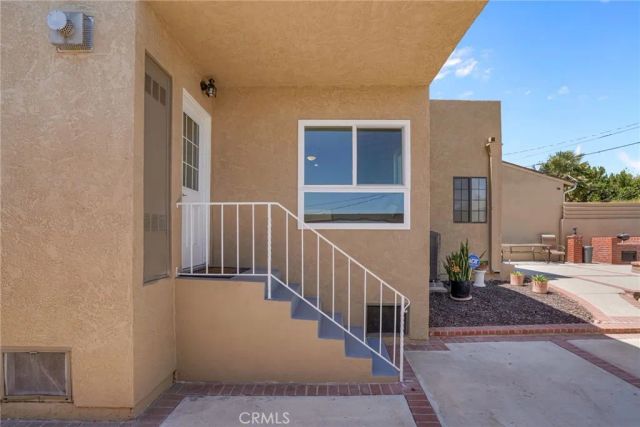 4239 W 59th, Los Angeles, CA 90043