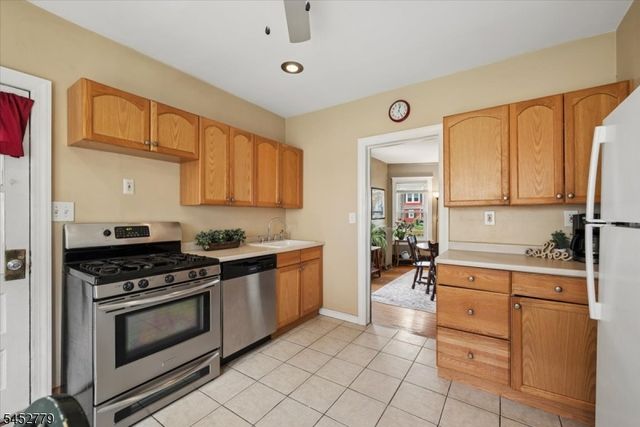7 Morris Plains Ave, Morris Plains Boro, NJ 07950