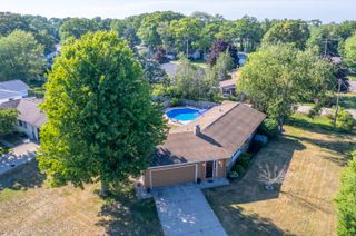858 Winslow Court, Norton Shores City, MI 49441