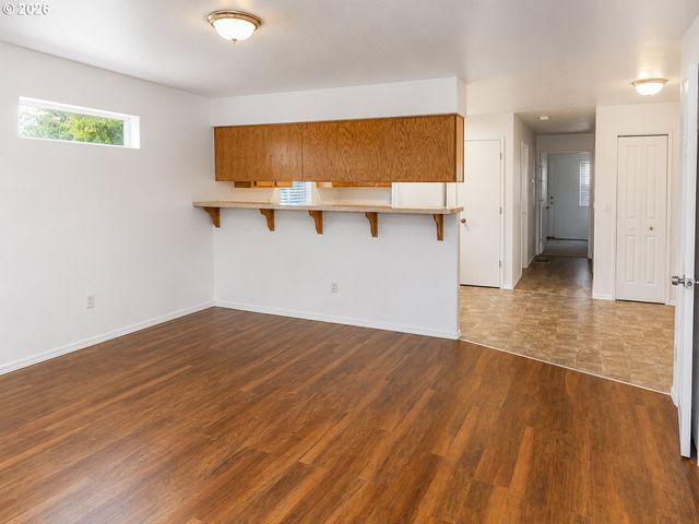 4724 Ne 101ST Ave, Portland, OR 97220
