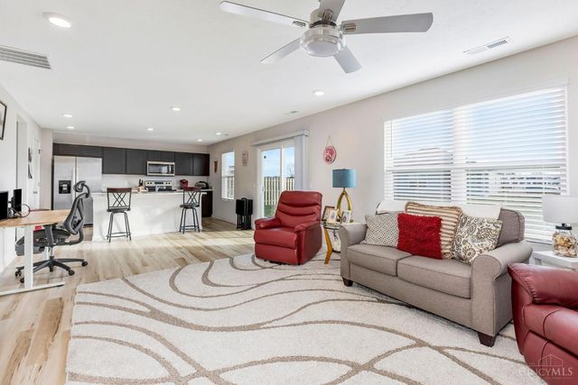 411 E Oak Avenue, Trenton, OH 45067